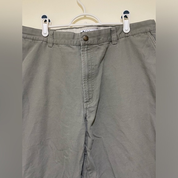 Columbia Dark Khaki Beige Cargo  Pants size 38 lots of pockets concealed pockets - Picture 7 of 16